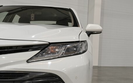 Toyota Camry, 2019 год, 2 200 000 рублей, 13 фотография