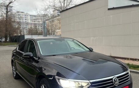 Volkswagen Passat B8 рестайлинг, 2017 год, 2 050 000 рублей, 29 фотография