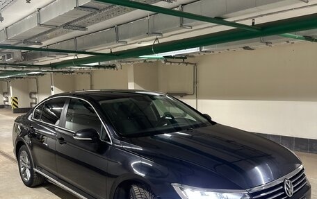 Volkswagen Passat B8 рестайлинг, 2017 год, 2 050 000 рублей, 38 фотография