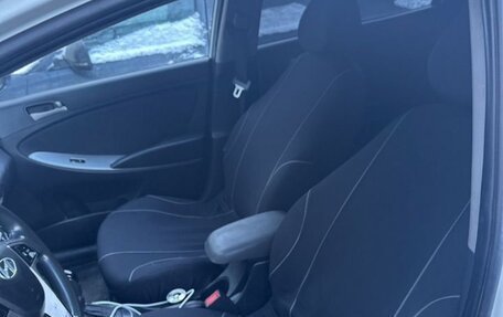 Hyundai Solaris II рестайлинг, 2016 год, 660 000 рублей, 5 фотография