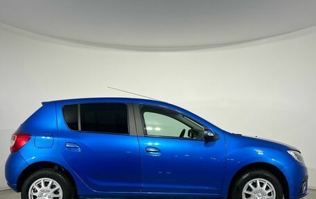 Renault Sandero II рестайлинг, 2018 год, 940 000 рублей, 5 фотография