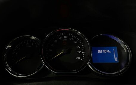 Renault Sandero II рестайлинг, 2018 год, 940 000 рублей, 13 фотография