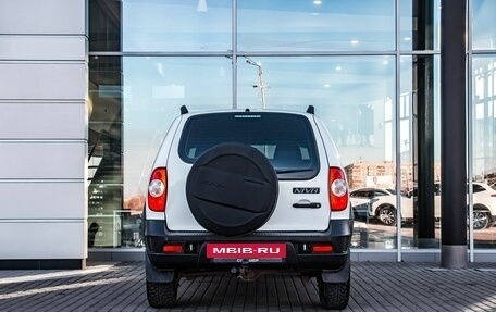 Chevrolet Niva I рестайлинг, 2018 год, 730 000 рублей, 4 фотография