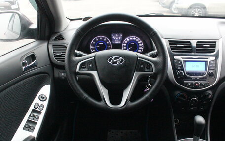 Hyundai Solaris II рестайлинг, 2012 год, 737 000 рублей, 16 фотография