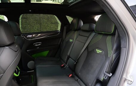 Bentley Bentayga I, 2025 год, 39 500 000 рублей, 19 фотография