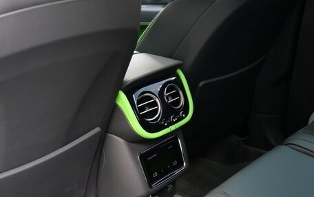 Bentley Bentayga I, 2025 год, 39 500 000 рублей, 18 фотография