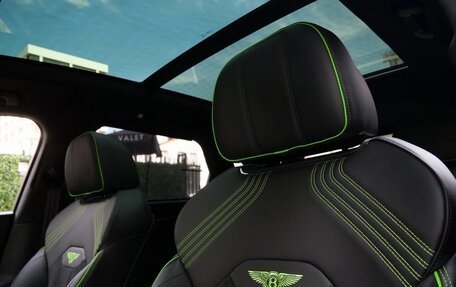 Bentley Bentayga I, 2025 год, 39 500 000 рублей, 16 фотография