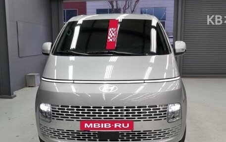 Hyundai Staria, 2025 год, 5 600 010 рублей, 3 фотография