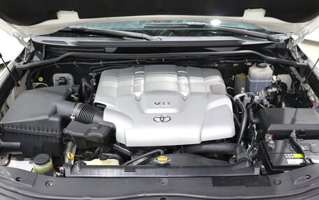 Toyota Land Cruiser 200, 2008 год, 2 790 000 рублей, 9 фотография