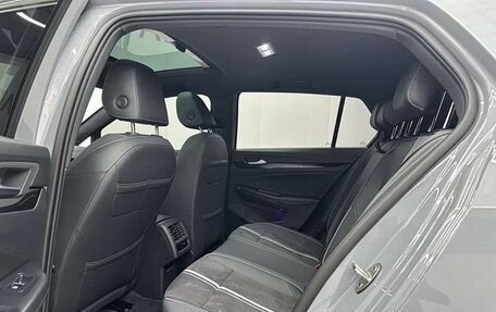 Volkswagen Golf VIII, 2022 год, 2 050 000 рублей, 15 фотография