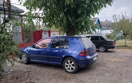 Volkswagen Golf IV, 2000 год, 400 000 рублей, 2 фотография