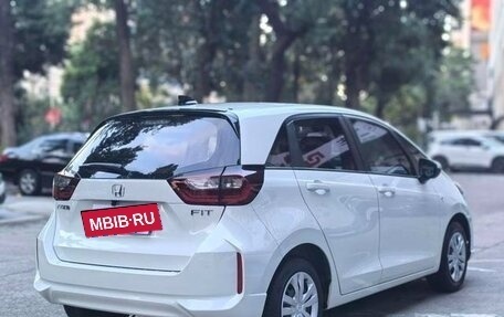 Honda Fit, 2025 год, 1 315 000 рублей, 4 фотография