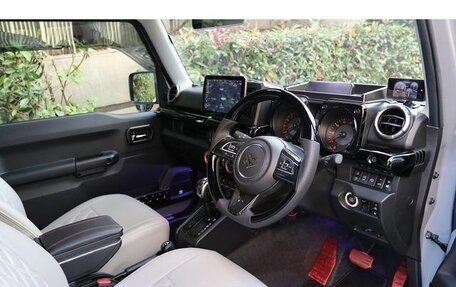 Suzuki Jimny, 2021 год, 1 170 000 рублей, 12 фотография