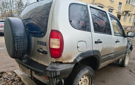 Chevrolet Niva I рестайлинг, 2006 год, 165 000 рублей, 5 фотография