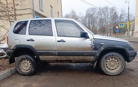 Chevrolet Niva I рестайлинг, 2006 год, 165 000 рублей, 4 фотография