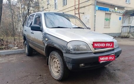 Chevrolet Niva I рестайлинг, 2006 год, 165 000 рублей, 2 фотография