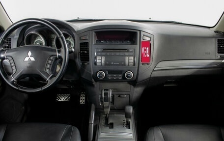 Mitsubishi Pajero IV, 2012 год, 2 160 000 рублей, 11 фотография