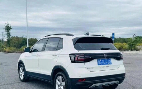 Volkswagen T-Cross I, 2021 год, 1 250 000 рублей, 6 фотография