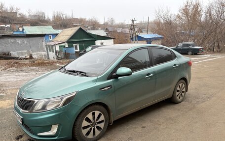 KIA Rio III рестайлинг, 2013 год, 780 000 рублей, 2 фотография