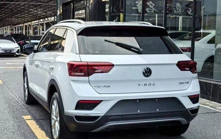 Volkswagen T-Roc I, 2022 год, 1 400 000 рублей, 4 фотография