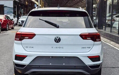 Volkswagen T-Roc I, 2022 год, 1 400 000 рублей, 5 фотография