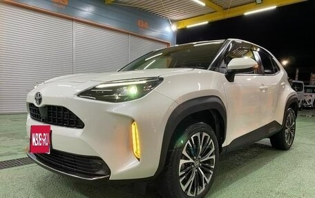 Toyota Yaris Cross, 2021 год, 1 607 000 рублей, 1 фотография
