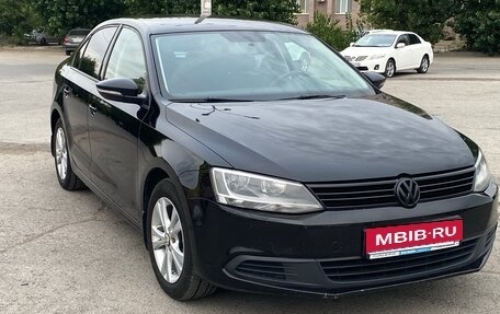 Volkswagen Jetta VI, 2011 год, 815 000 рублей, 1 фотография