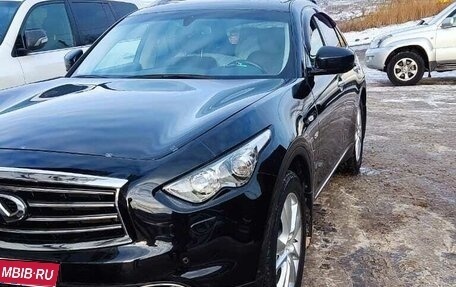 Infiniti QX70, 2014 год, 2 700 000 рублей, 1 фотография