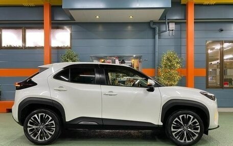 Toyota Yaris Cross, 2021 год, 1 607 000 рублей, 4 фотография