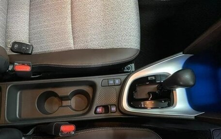 Toyota Yaris Cross, 2021 год, 1 607 000 рублей, 16 фотография