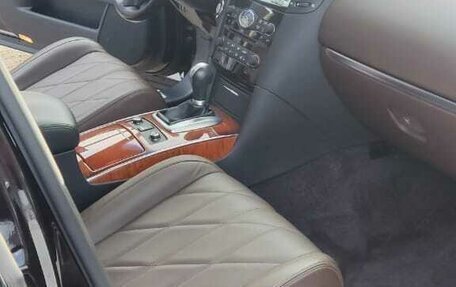 Infiniti QX70, 2014 год, 2 700 000 рублей, 21 фотография