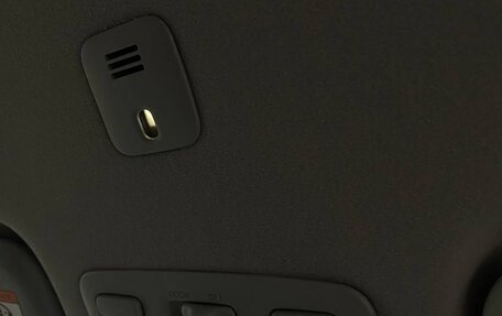 Toyota Wish II, 2005 год, 859 000 рублей, 12 фотография