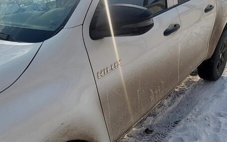 Toyota Hilux VIII, 2021 год, 3 500 000 рублей, 4 фотография