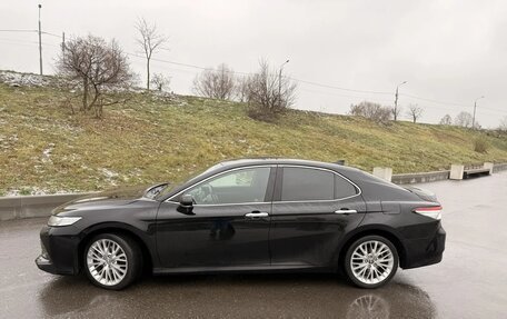 Toyota Camry, 2018 год, 2 850 000 рублей, 8 фотография