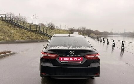 Toyota Camry, 2018 год, 2 850 000 рублей, 6 фотография