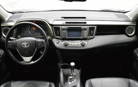 Toyota RAV4, 2013 год, 1 990 000 рублей, 14 фотография