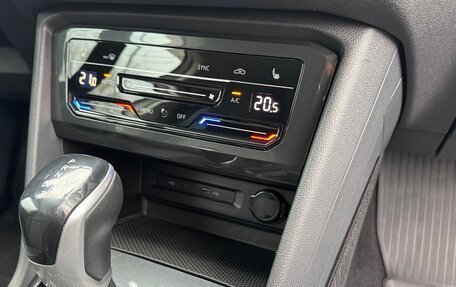 Volkswagen Tiguan II, 2020 год, 2 250 000 рублей, 18 фотография