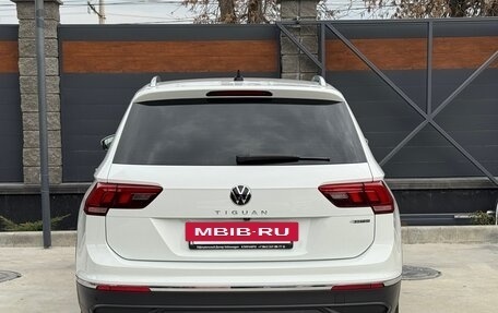 Volkswagen Tiguan II, 2020 год, 2 250 000 рублей, 34 фотография