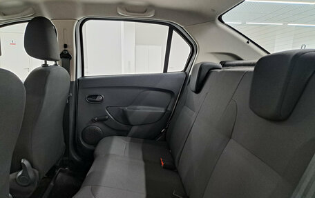 Renault Logan II, 2020 год, 800 000 рублей, 15 фотография