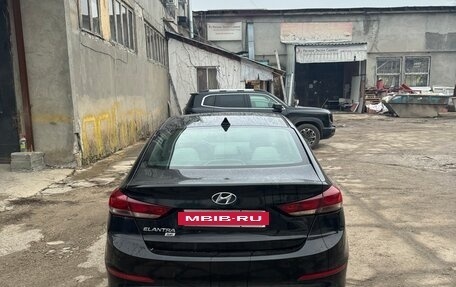 Hyundai Elantra VI рестайлинг, 2018 год, 1 200 000 рублей, 3 фотография