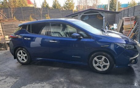 Nissan Leaf II, 2018 год, 1 350 000 рублей, 4 фотография