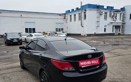 Hyundai Solaris II рестайлинг, 2016 год, 800 000 рублей, 3 фотография