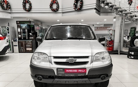 Chevrolet Niva I рестайлинг, 2015 год, 530 000 рублей, 2 фотография