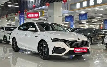 Skoda Octavia IV, 2022 год, 2 200 000 рублей, 2 фотография