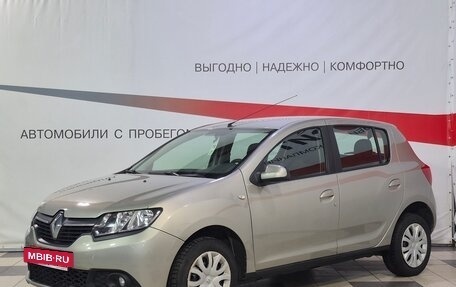 Renault Sandero II рестайлинг, 2015 год, 740 000 рублей, 3 фотография