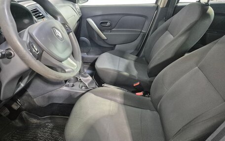 Renault Sandero II рестайлинг, 2015 год, 740 000 рублей, 12 фотография