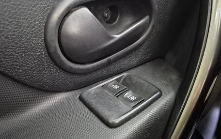 Renault Sandero II рестайлинг, 2015 год, 740 000 рублей, 16 фотография