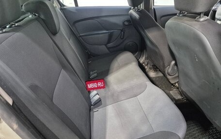 Renault Sandero II рестайлинг, 2015 год, 740 000 рублей, 14 фотография