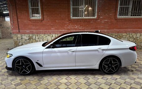 BMW 5 серия, 2021 год, 5 500 000 рублей, 2 фотография