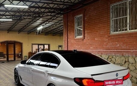 BMW 5 серия, 2021 год, 5 500 000 рублей, 3 фотография